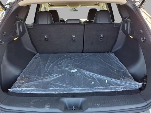 Used 2025 Nissan Murano SV image 26