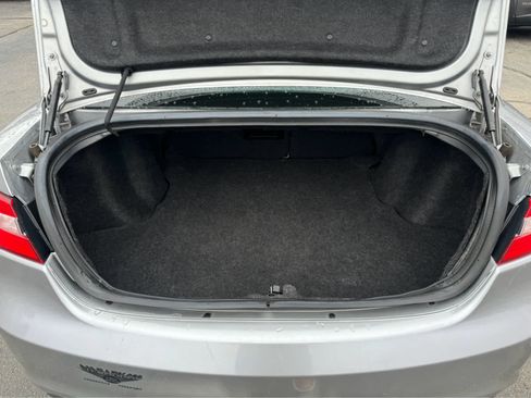 Used 2014 Chrysler 200 LX image 12