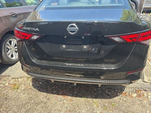 Used 2020 Nissan Sentra S image 5