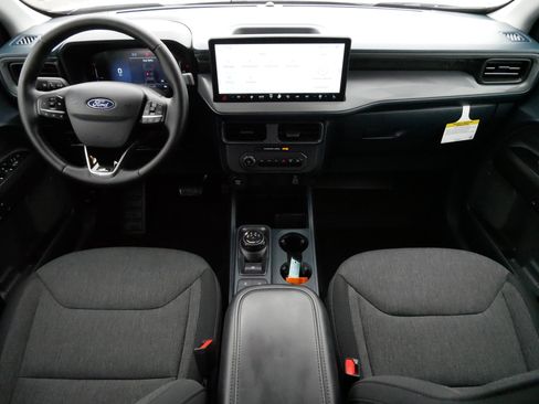 Used 2025 Ford Maverick XLT w/ XLT Luxury Package AWD/4WD image 9