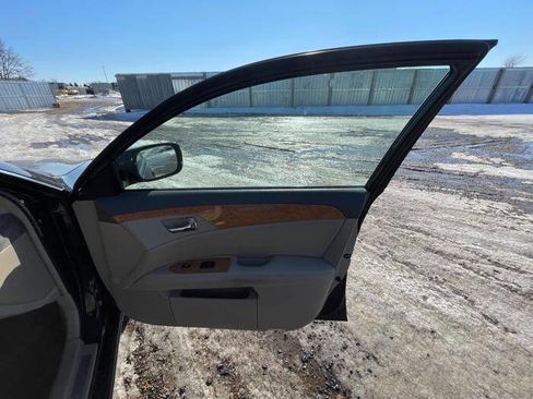 Used 2005 Toyota Avalon XL image 30