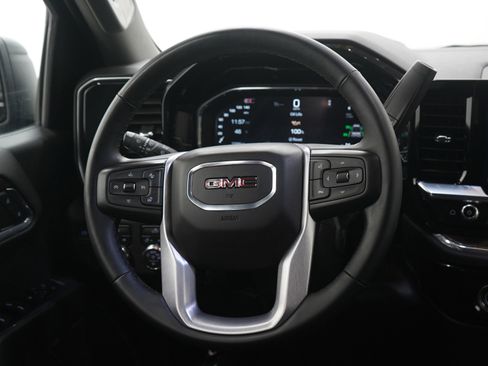 Used 2024 GMC Sierra 1500 Elevation image 17
