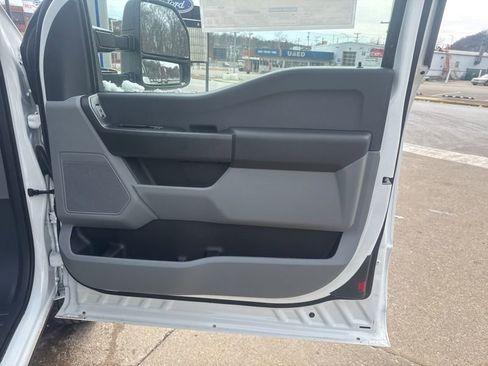 New 2025 Ford F350 XL w/ XL Chrome Package image 11