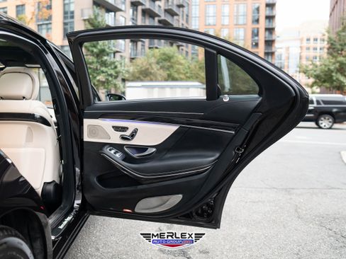 Used 2018 Mercedes-Benz S 560 Sedan image 48