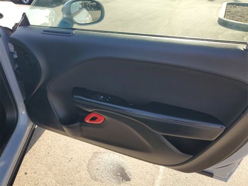 Used 2021 Dodge Challenger SXT w/ Blacktop Package image 31