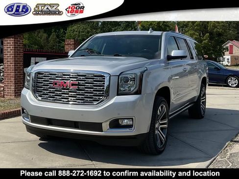 Used 2019 GMC Yukon XL Denali w/ Denali Ultimate Package AWD/4WD image 3