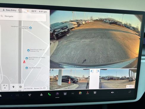 Used 2022 Tesla Model S Plaid image 23