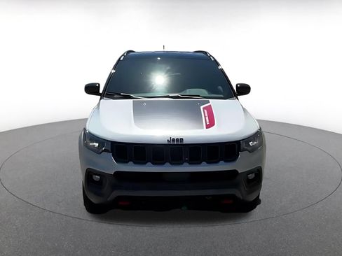 Used 2026 Jeep Compass Trailhawk AWD/4WD image 4