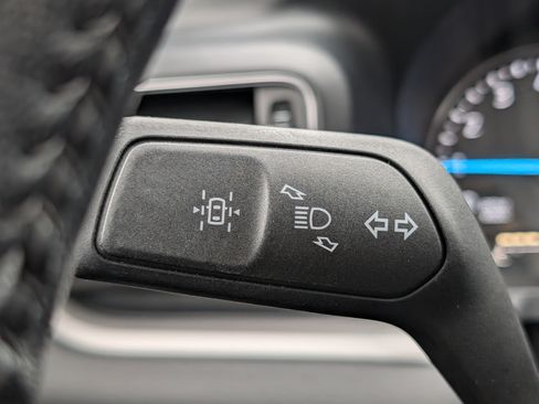 Used 2023 Ford Explorer XLT w/ Equipment Group 202A image 26