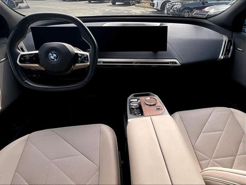 Used 2024 BMW iX xDrive50 w/ Sport Package image 15