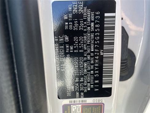 Used 2025 Kia Sorento EX image 47