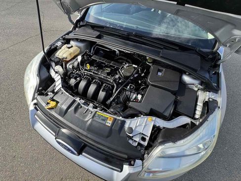 Used 2012 Ford Focus SE image 38