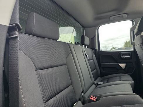 Used 2018 Chevrolet Silverado 1500 LT w/ All Star Edition image 19