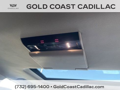 Used 2020 Cadillac Escalade ESV Premium Luxury w/ Escalade Sport Edition image 12