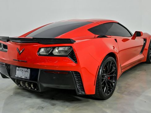 Used 2016 Chevrolet Corvette Z06 w/ 2LZ Preferred Equipment Group image 12