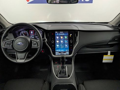 Used 2025 Subaru Outback Premium image 8