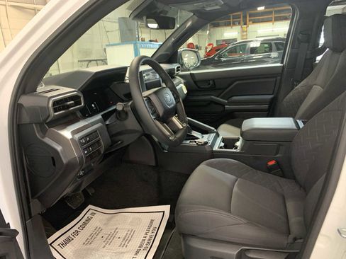Used 2024 Toyota Tacoma SR5 image 9