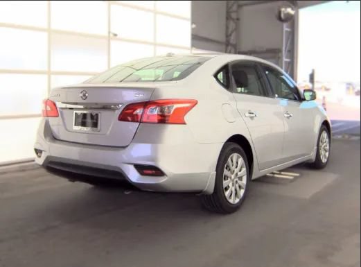 Used 2017 Nissan Sentra SV w/ Electronics Package FWD image 2