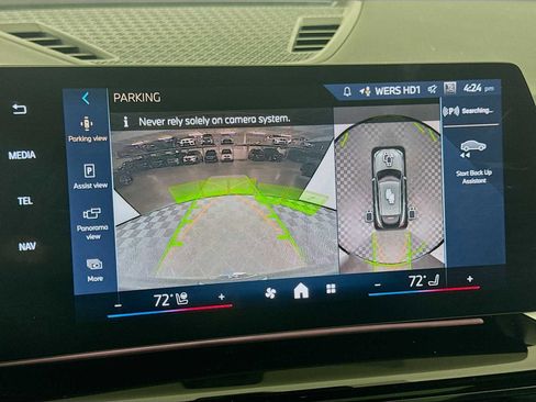 Used 2025 BMW X2 xDrive28i w/ Premium Package image 34