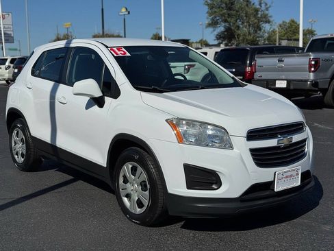 Used 2015 Chevrolet Trax LS w/ LPO, Cargo Package FWD image 3