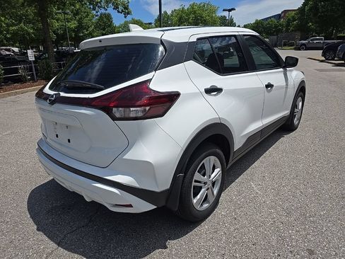 Certified 2025 Nissan Kicks Play S FWD image 8