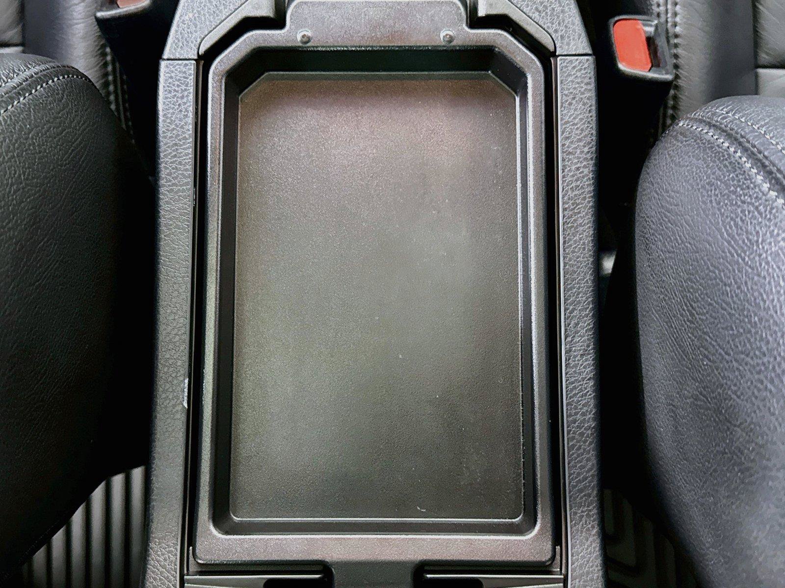 Used 2018 Toyota RAV4 XLE FWD image 30