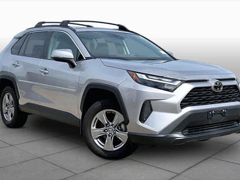 Certified 2025 Toyota RAV4 XLE w/ Convenience Package FWD image 3