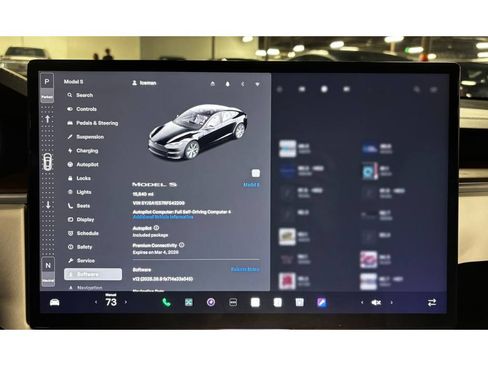 Used 2024 Tesla Model S image 28