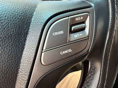 Used 2017 Hyundai Santa Fe Sport FWD image 27