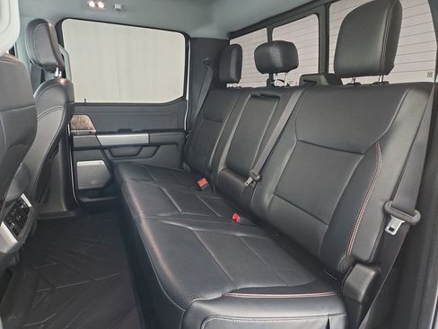 Used 2024 Ford F250 Lariat image 31