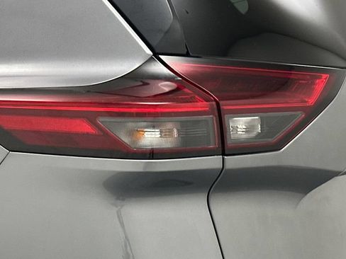 Used 2022 Nissan Rogue SV w/ SV Premium Package AWD/4WD image 27