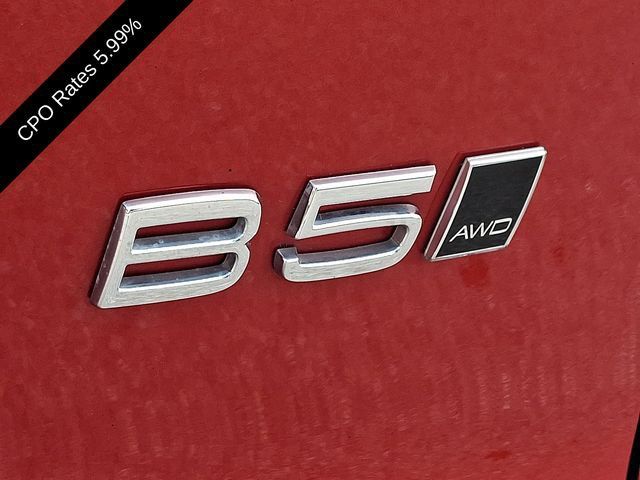 Certified 2023 Volvo XC40 B5 Plus w/ Driver Assist Package AWD/4WD image 34