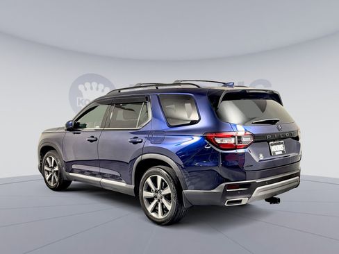 Used 2023 Honda Pilot Elite image 4