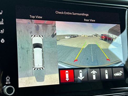 Certified 2024 Jeep Grand Wagoneer L Base image 21