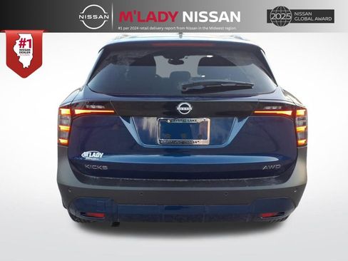 New 2026 Nissan Kicks SV image 6