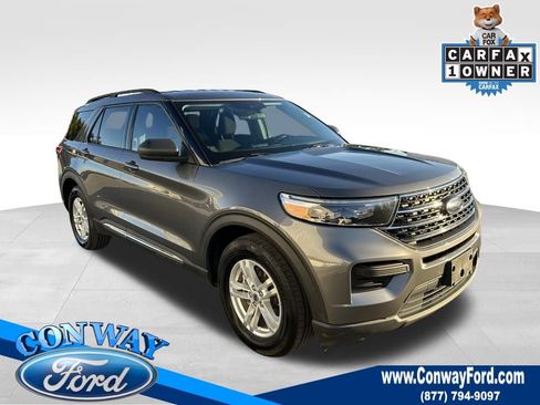 Used 2022 Ford Explorer XLT image 1