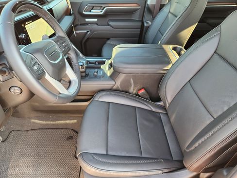 New 2026 GMC Sierra 1500 Denali image 9
