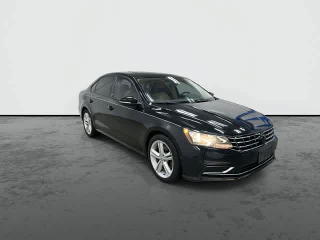 Used 2019 Volkswagen Passat 2.0T Wolfsburg w/ Wheels & Sunroof Package FWD image 6
