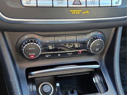 Used 2019 Mercedes-Benz GLA 250 image 29