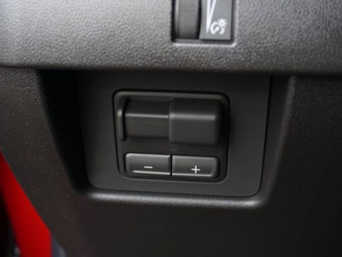 New 2026 Chevrolet Colorado LT image 21