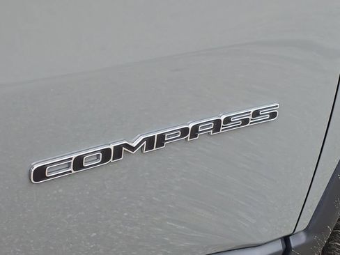Used 2023 Jeep Compass Limited AWD/4WD image 27