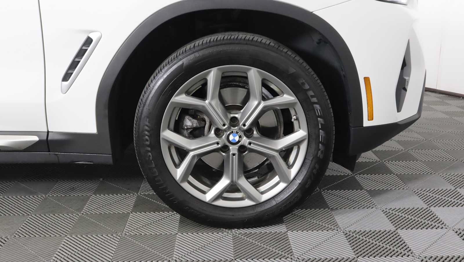 Used 2024 BMW X3 xDrive30i w/ Convenience Package AWD/4WD image 7