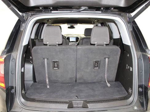 Used 2022 GMC Acadia SLE w/ Driver Convenience Package image 14