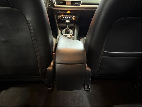 Used 2015 MAZDA MAZDA3 s Touring image 24