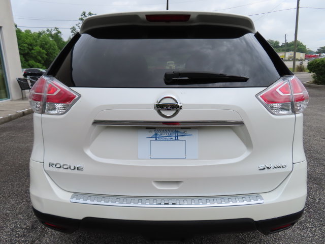 Used 2016 Nissan Rogue SV AWD/4WD image 10