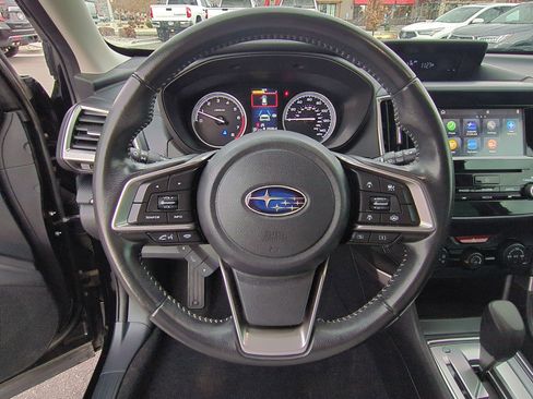 Used 2023 Subaru Forester Premium image 17