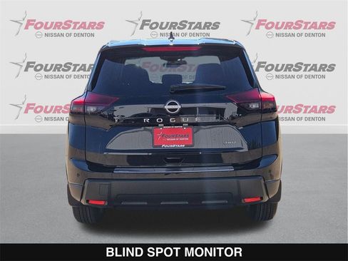 New 2026 Nissan Rogue SV image 5