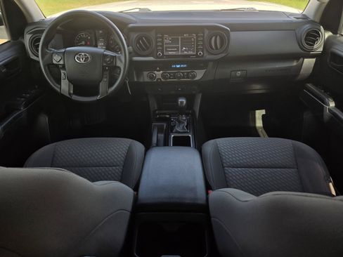 Used 2023 Toyota Tacoma SR AWD/4WD image 18