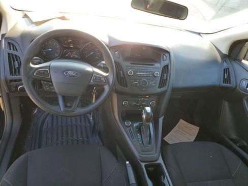 Used 2016 Ford Focus SE image 10