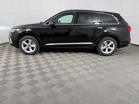 Used 2023 Audi Q7 2.0T Premium w/ Convenience Package AWD/4WD image 2